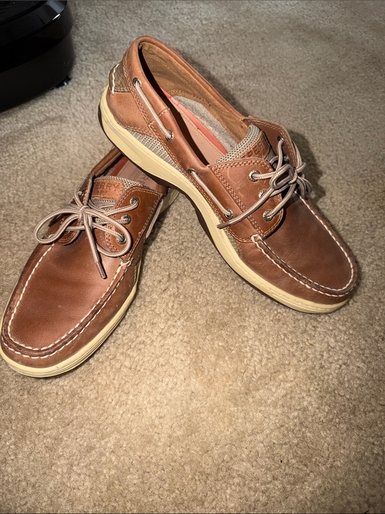 Sperry Other - Sperry Chestnut Brown Leather Boat Shoes with Cream Sole